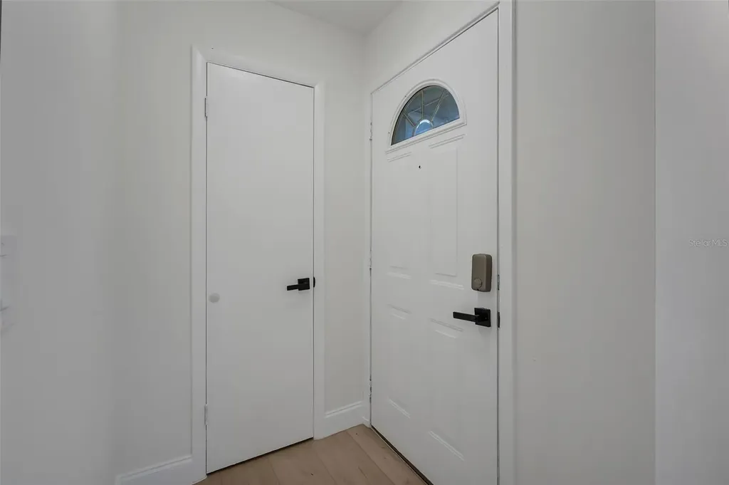 1303 Charles Street Orlando FL 32808