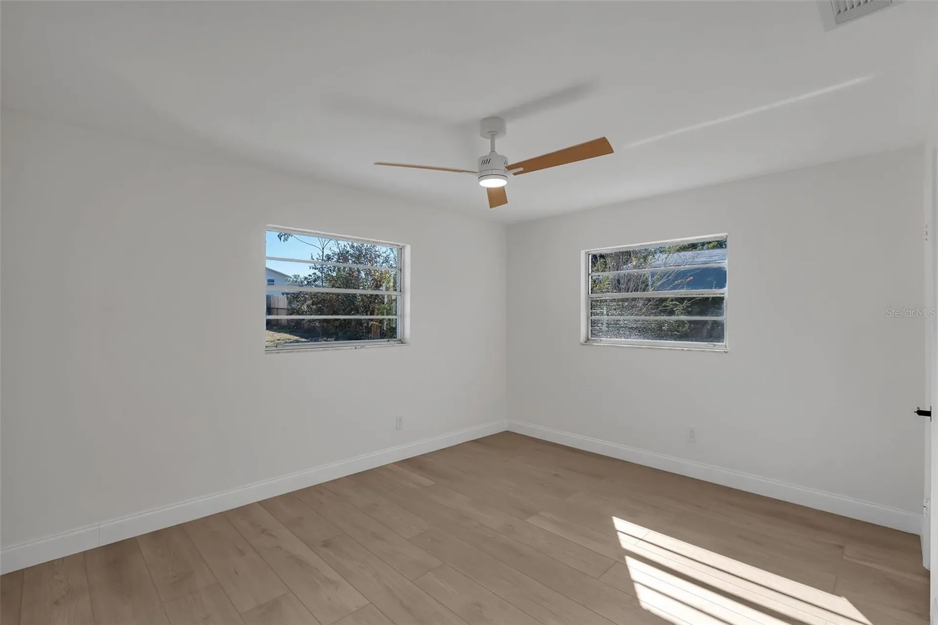 1303 Charles Street Orlando FL 32808