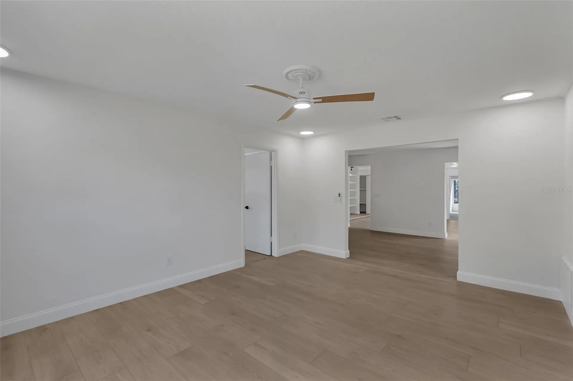 1303 Charles Street Orlando FL 32808