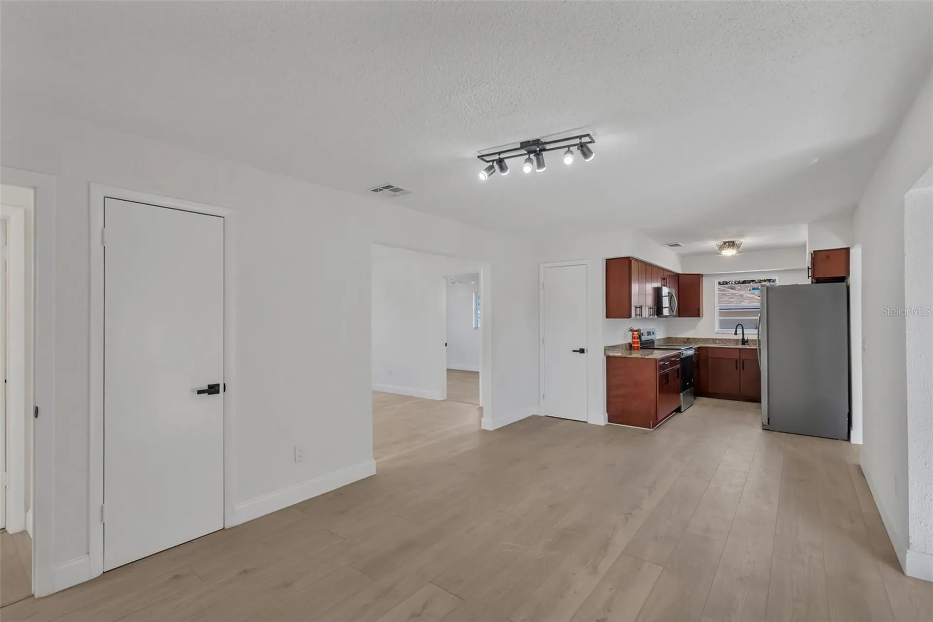 1303 Charles Street Orlando FL 32808