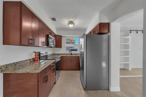 1303 Charles Street Orlando FL 32808