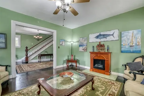 304 15th Street W Bradenton FL 34205