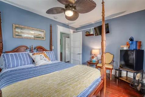 304 15th Street W Bradenton FL 34205