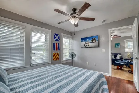 304 15th Street W Bradenton FL 34205