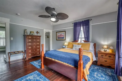 304 15th Street W Bradenton FL 34205