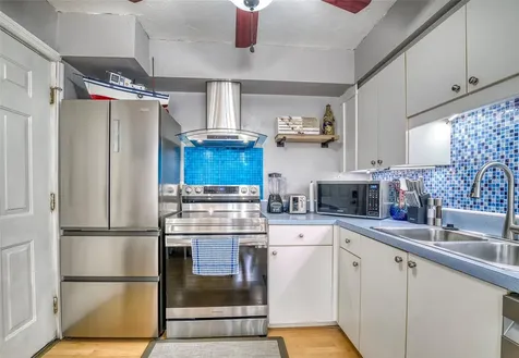 304 15th Street W Bradenton FL 34205