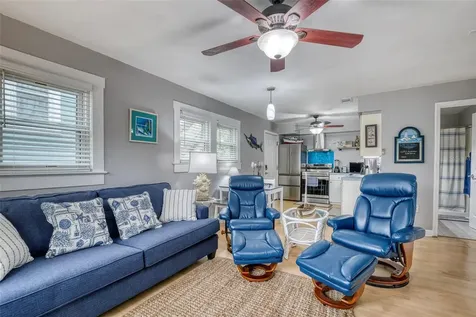 304 15th Street W Bradenton FL 34205