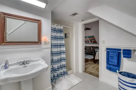 304 15th Street W Bradenton FL 34205