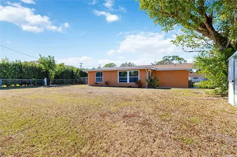 3035 Shamrock Drive Venice FL 34293