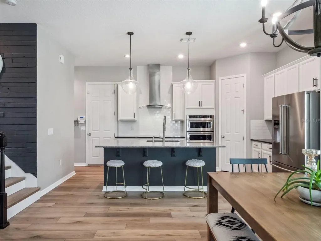 2259 White Feather Loop Oakland FL 34787