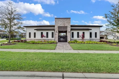 2259 White Feather Loop Oakland FL 34787