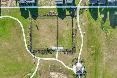 2259 White Feather Loop Oakland FL 34787