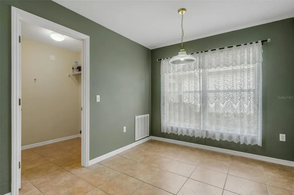 654 Lake Clark Place Lakeland FL 33813
