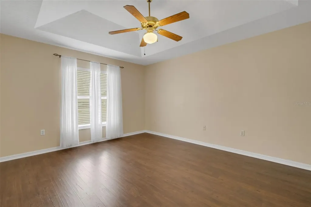 654 Lake Clark Place Lakeland FL 33813