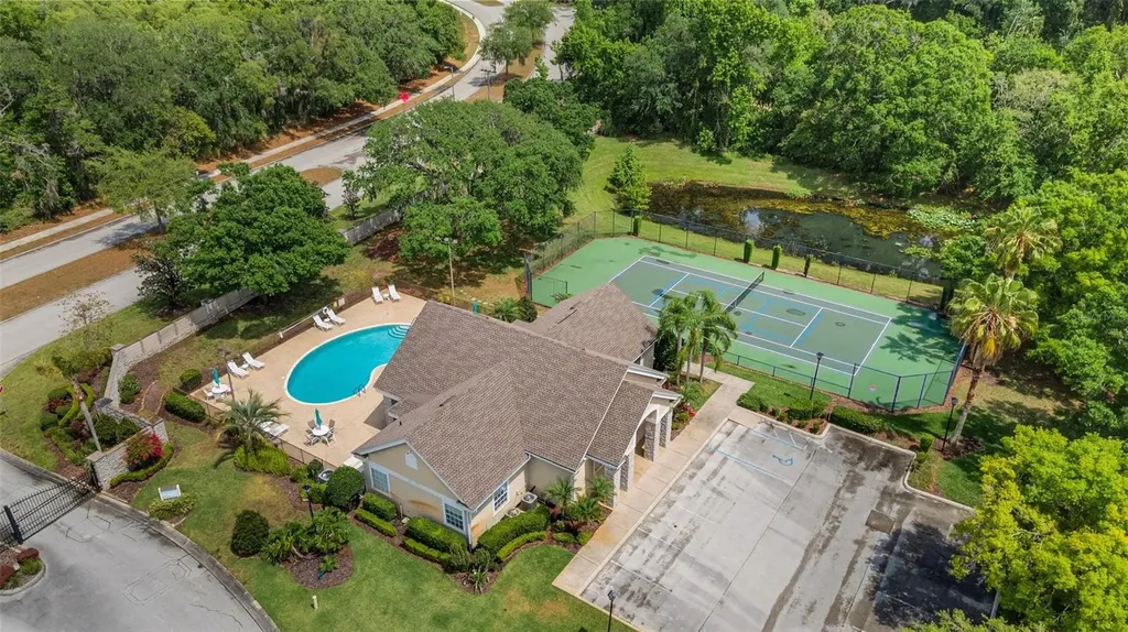 654 Lake Clark Place Lakeland FL 33813