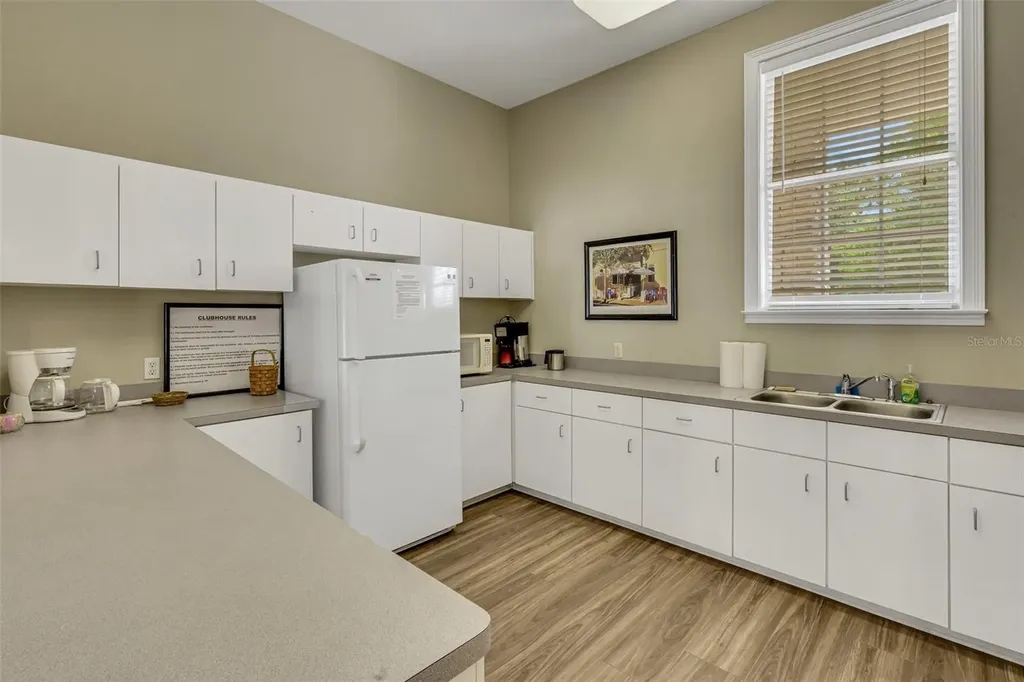 654 Lake Clark Place Lakeland FL 33813