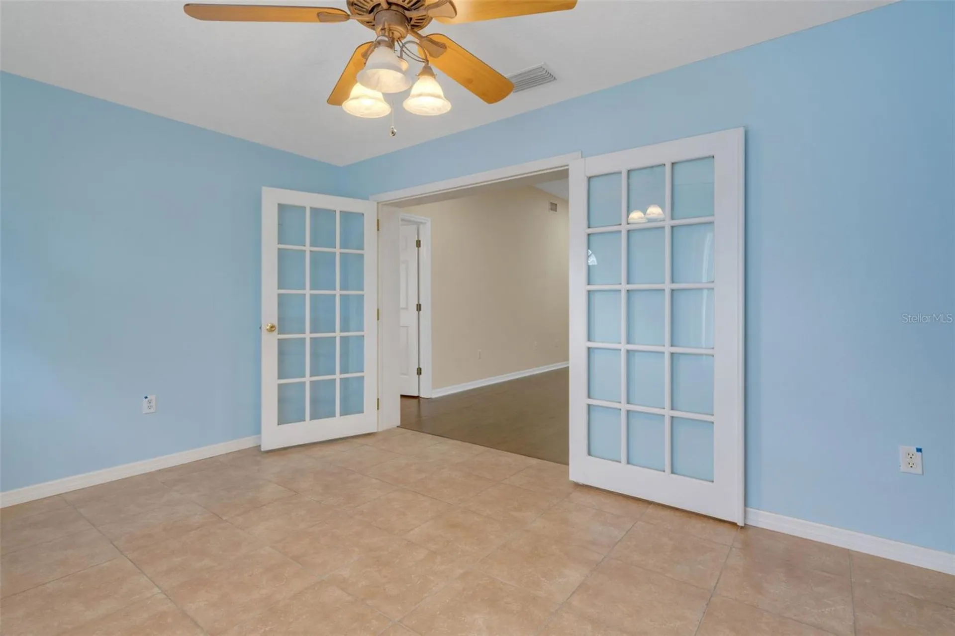 654 Lake Clark Place Lakeland FL 33813