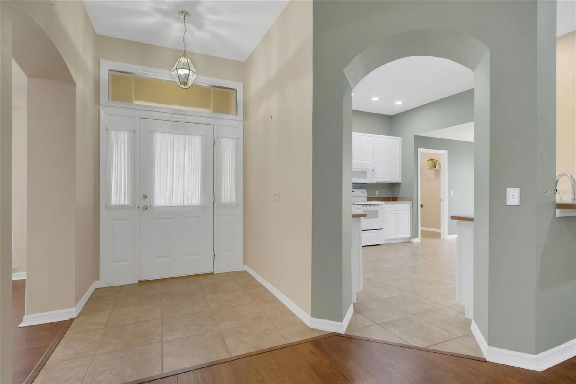 654 Lake Clark Place Lakeland FL 33813