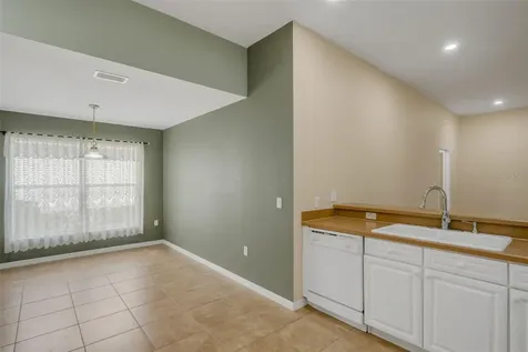 654 Lake Clark Place Lakeland FL 33813