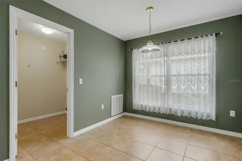 654 Lake Clark Place Lakeland FL 33813