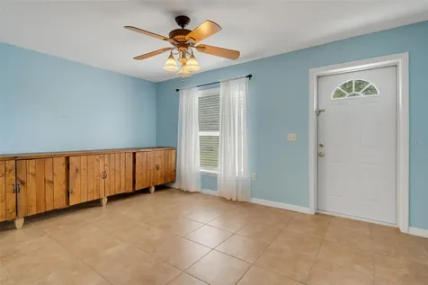 654 Lake Clark Place Lakeland FL 33813