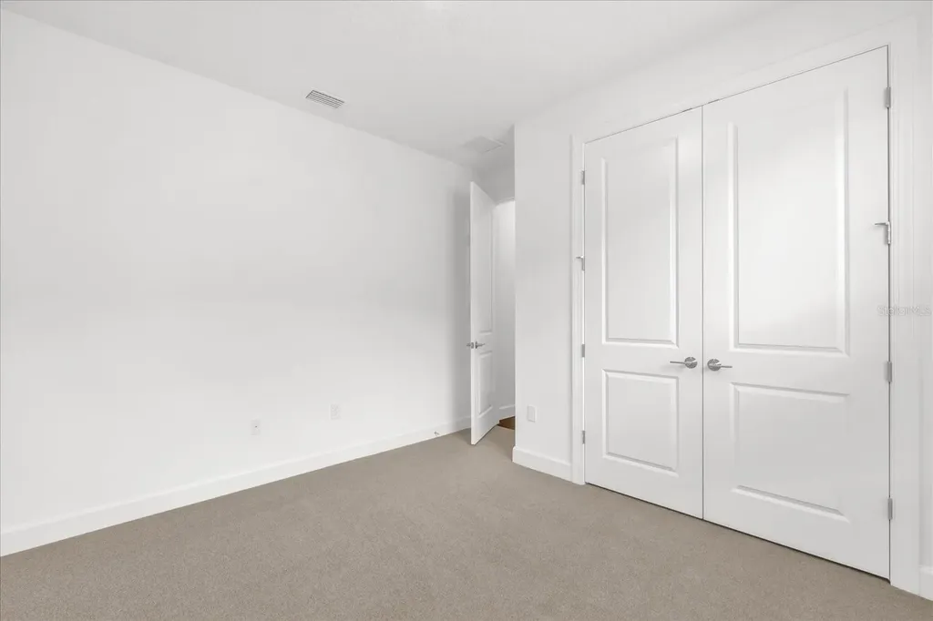 4246 Barbuda Lane Kissimmee FL 34758