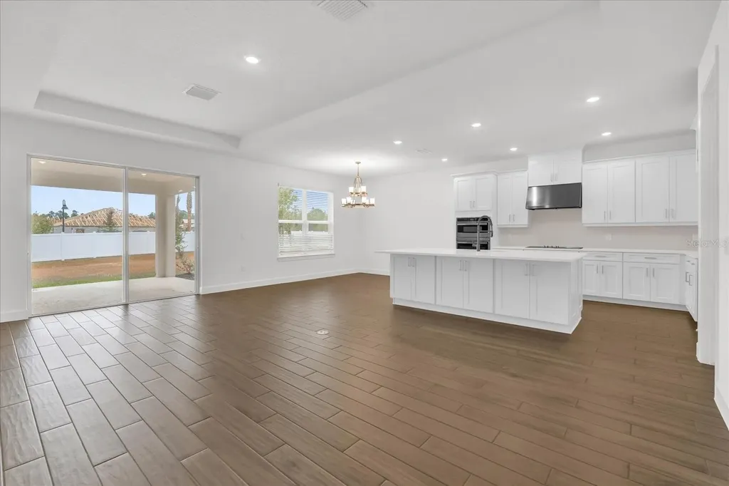 4246 Barbuda Lane Kissimmee FL 34758