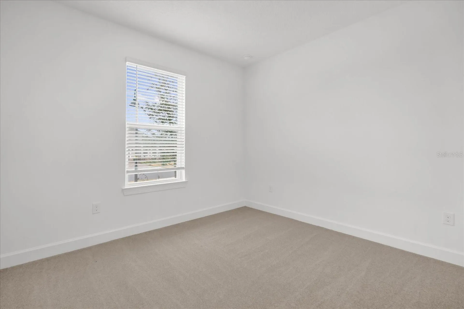 4246 Barbuda Lane Kissimmee FL 34758