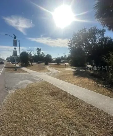 2154 Drive Martin Luther King Jr Way Sarasota FL 34234