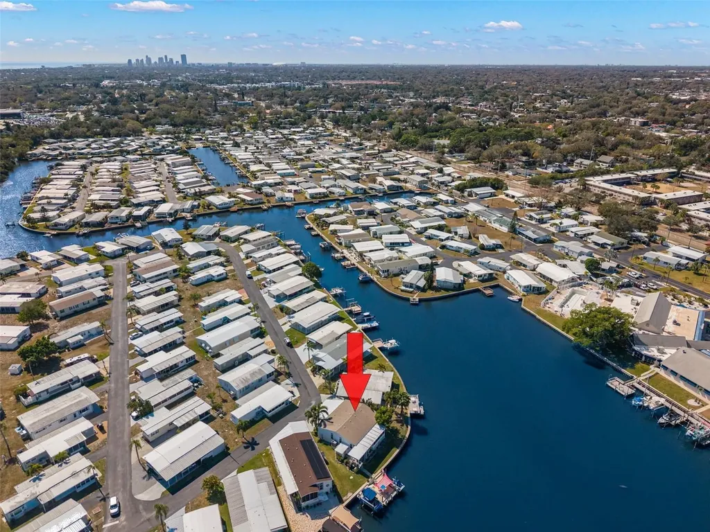 7166 Mount Arlington Drive NE St Petersburg FL 33702