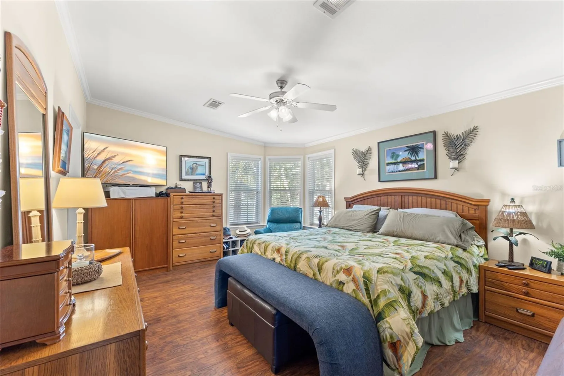 7166 Mount Arlington Drive NE St Petersburg FL 33702