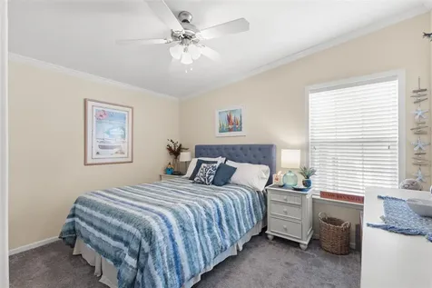 7166 Mount Arlington Drive NE St Petersburg FL 33702