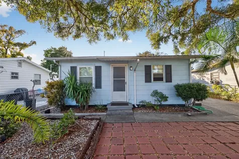 4480 Newark Street N St Petersburg FL 33714