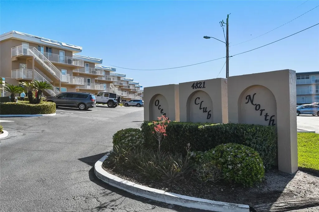 4821 Saxon Drive New Smyrna Beach FL 32169