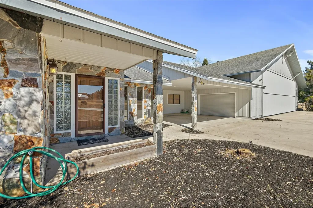 127 Eagles Nest Lane Crescent City FL 32112