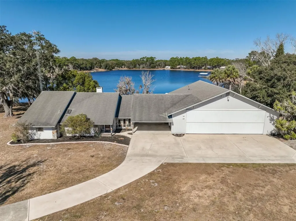 127 Eagles Nest Lane Crescent City FL 32112