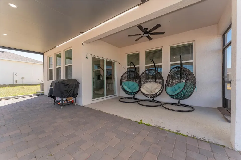 4061 Redbridge Loop Davenport FL 33837