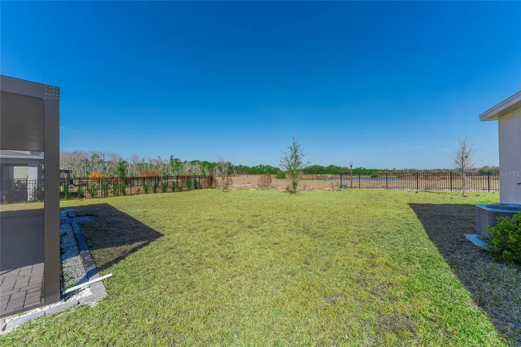 4061 Redbridge Loop Davenport FL 33837