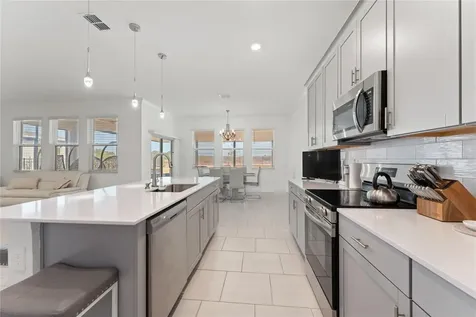 4061 Redbridge Loop Davenport FL 33837