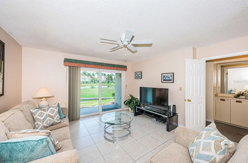 5900 Bahia Del Mar Circle St Petersburg FL 33715