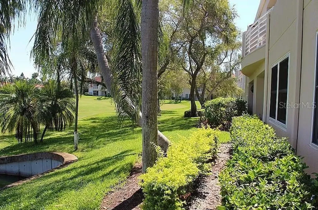 5900 Bahia Del Mar Circle St Petersburg FL 33715