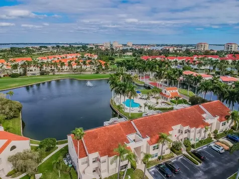 5900 Bahia Del Mar Circle St Petersburg FL 33715