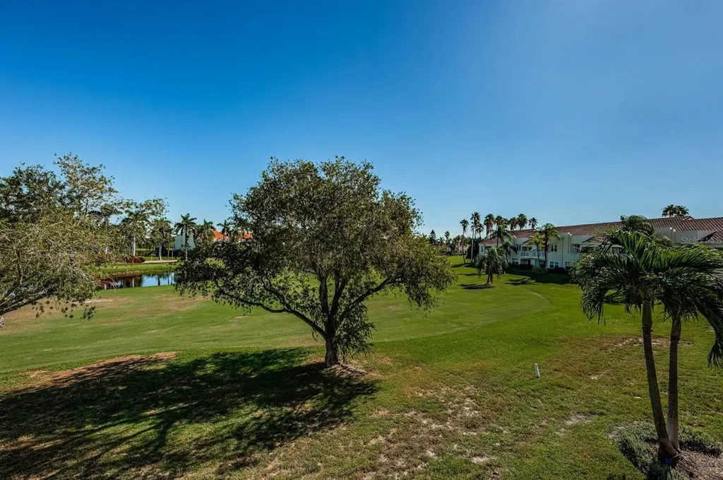 6000 Bahia Del Mar Circle St Petersburg FL 33715