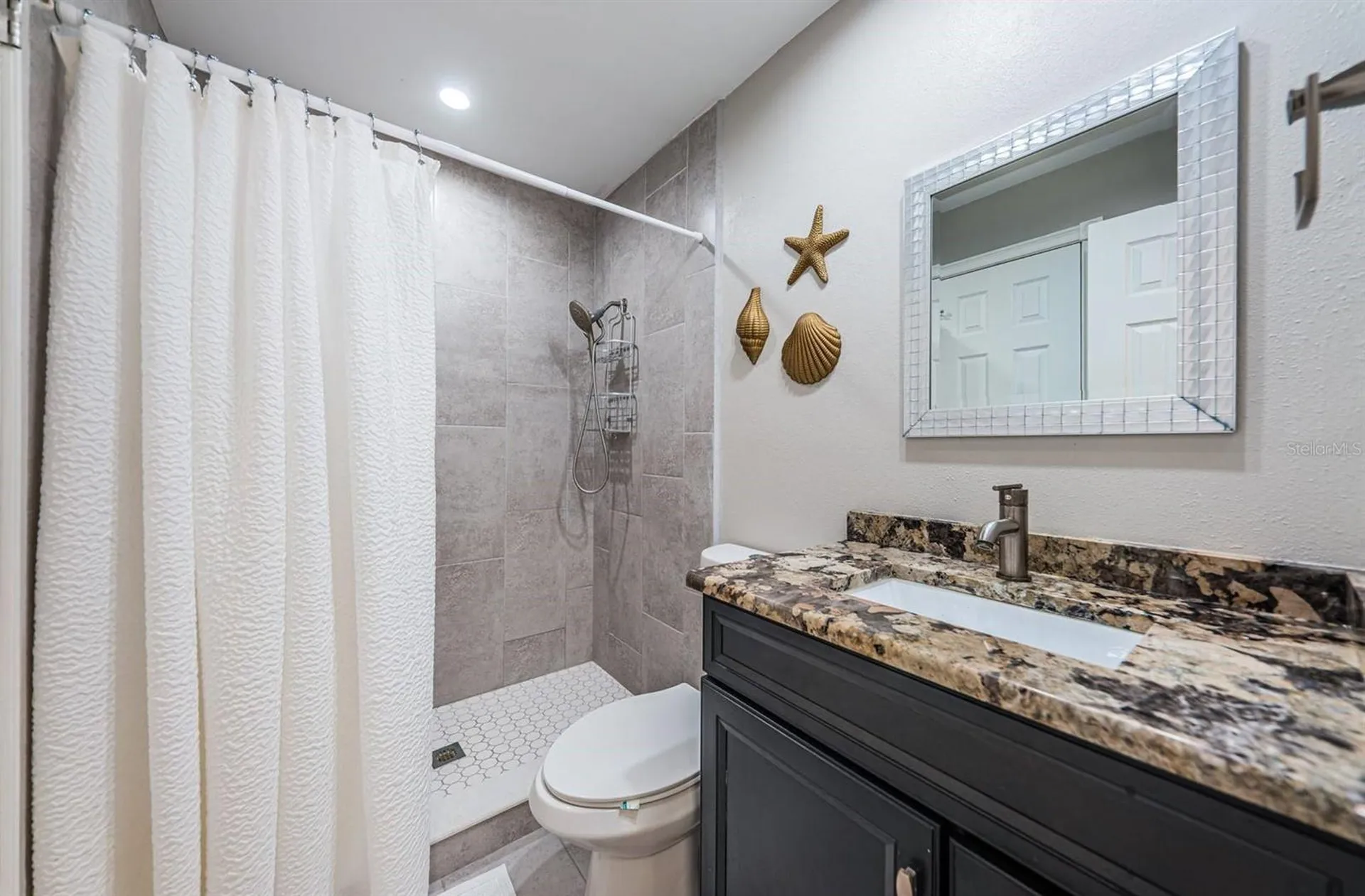 6000 Bahia Del Mar Circle St Petersburg FL 33715