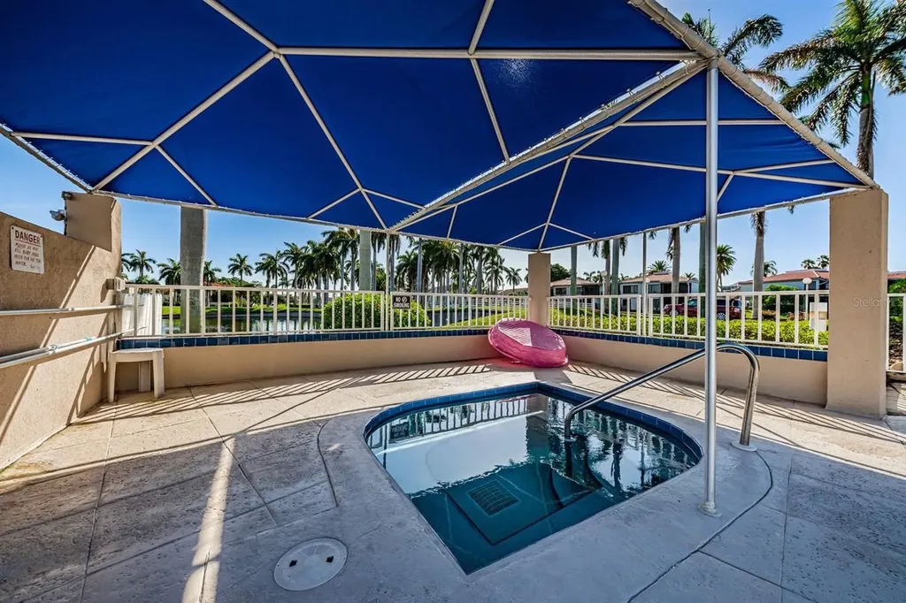 6050 Bahia Del Mar Circle St Petersburg FL 33715