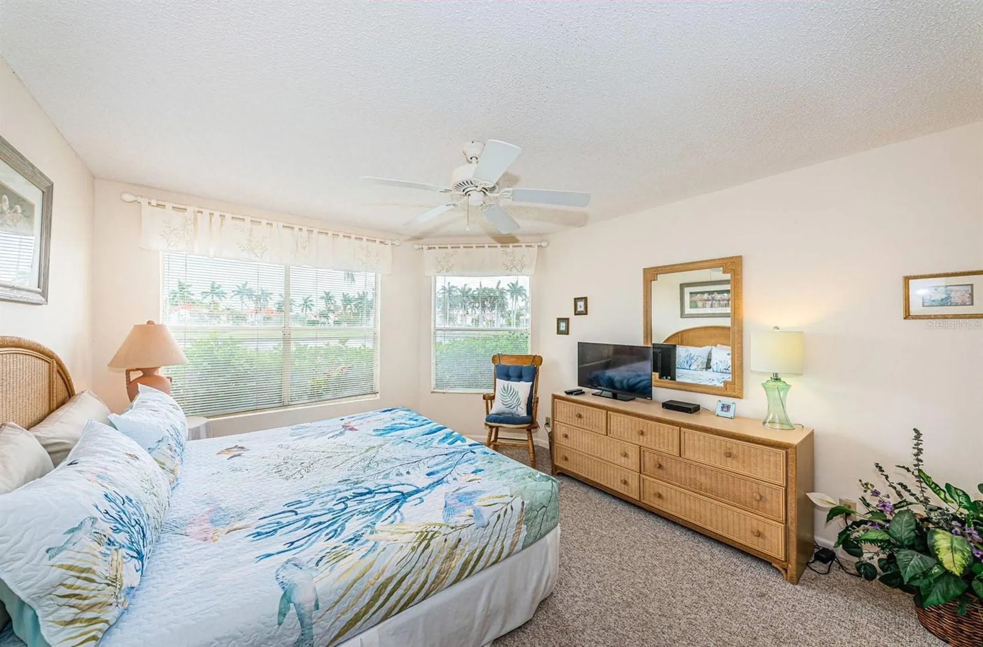 6050 Bahia Del Mar Circle St Petersburg FL 33715