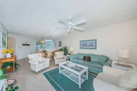 6050 Bahia Del Mar Circle St Petersburg FL 33715