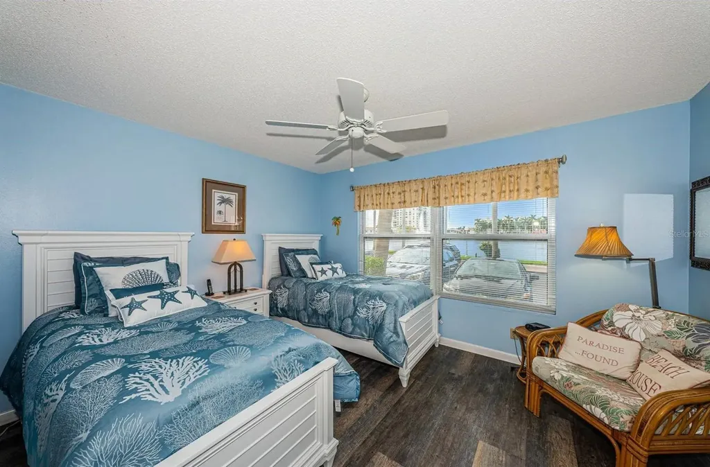 6100 Bahia Del Mar Circle St Petersburg FL 33715