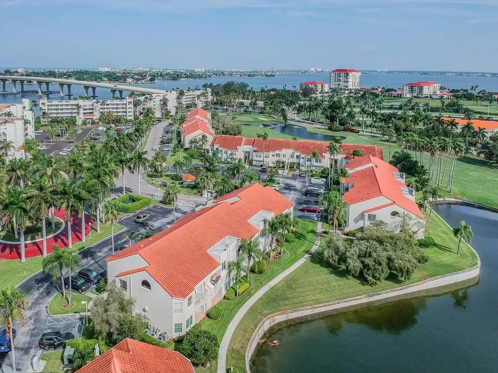 6100 Bahia Del Mar Circle St Petersburg FL 33715
