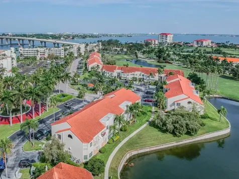 6100 Bahia Del Mar Circle St Petersburg FL 33715